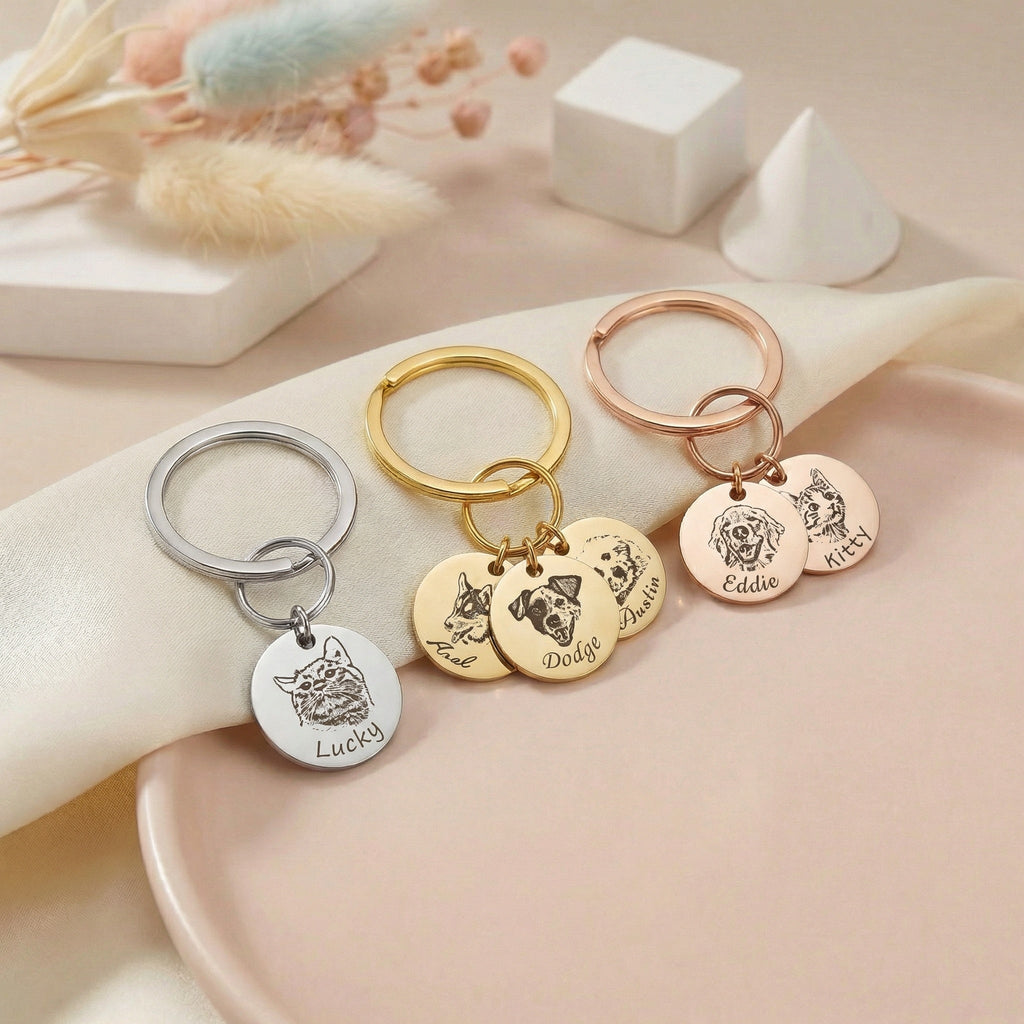 Egyedi fényképes gravírozott kulcstartó saját kisállat fotóval és névvel.
