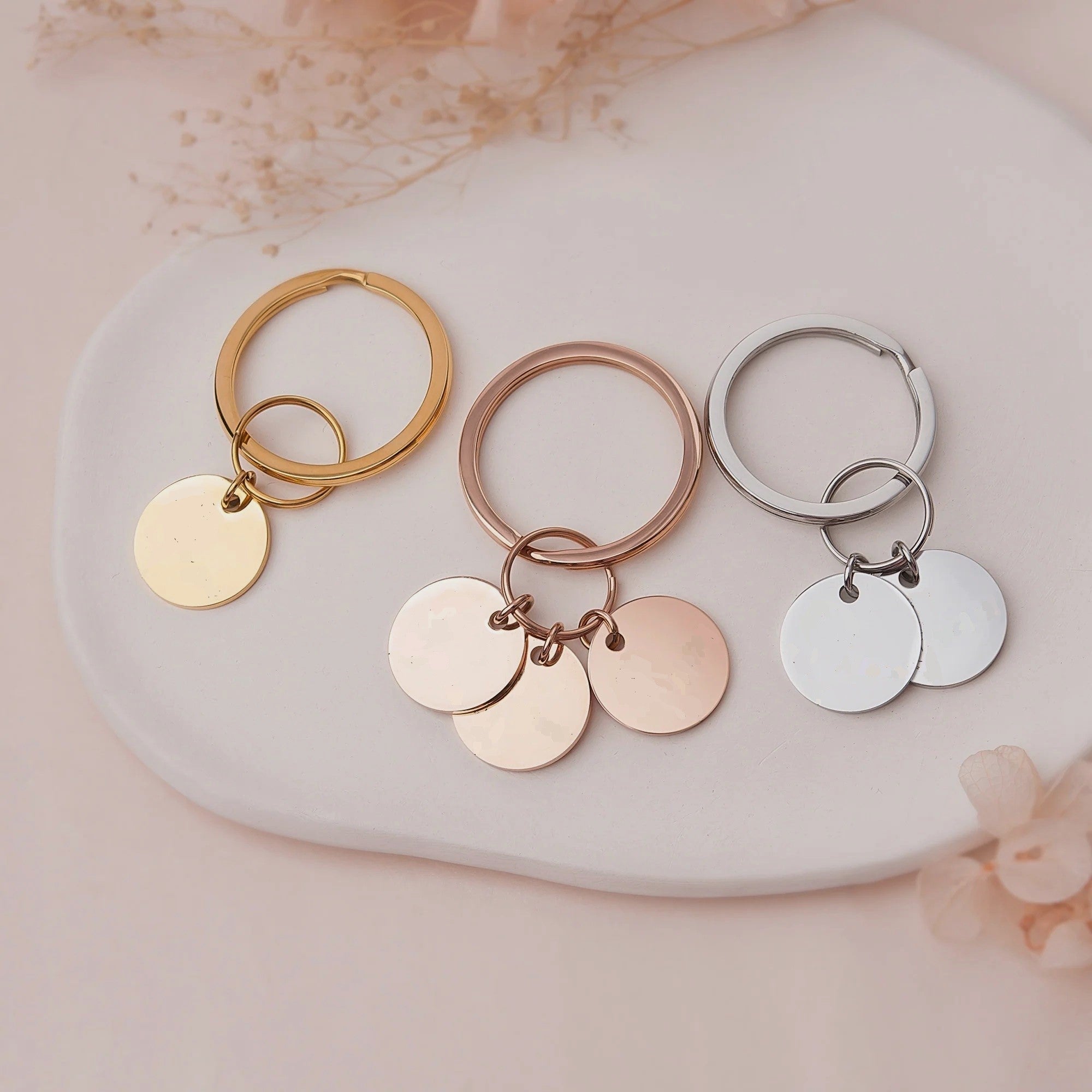 Egyedi Gravírozott Születési Virág Nyaklánc Saját névvel,dátummal,üzenettel.