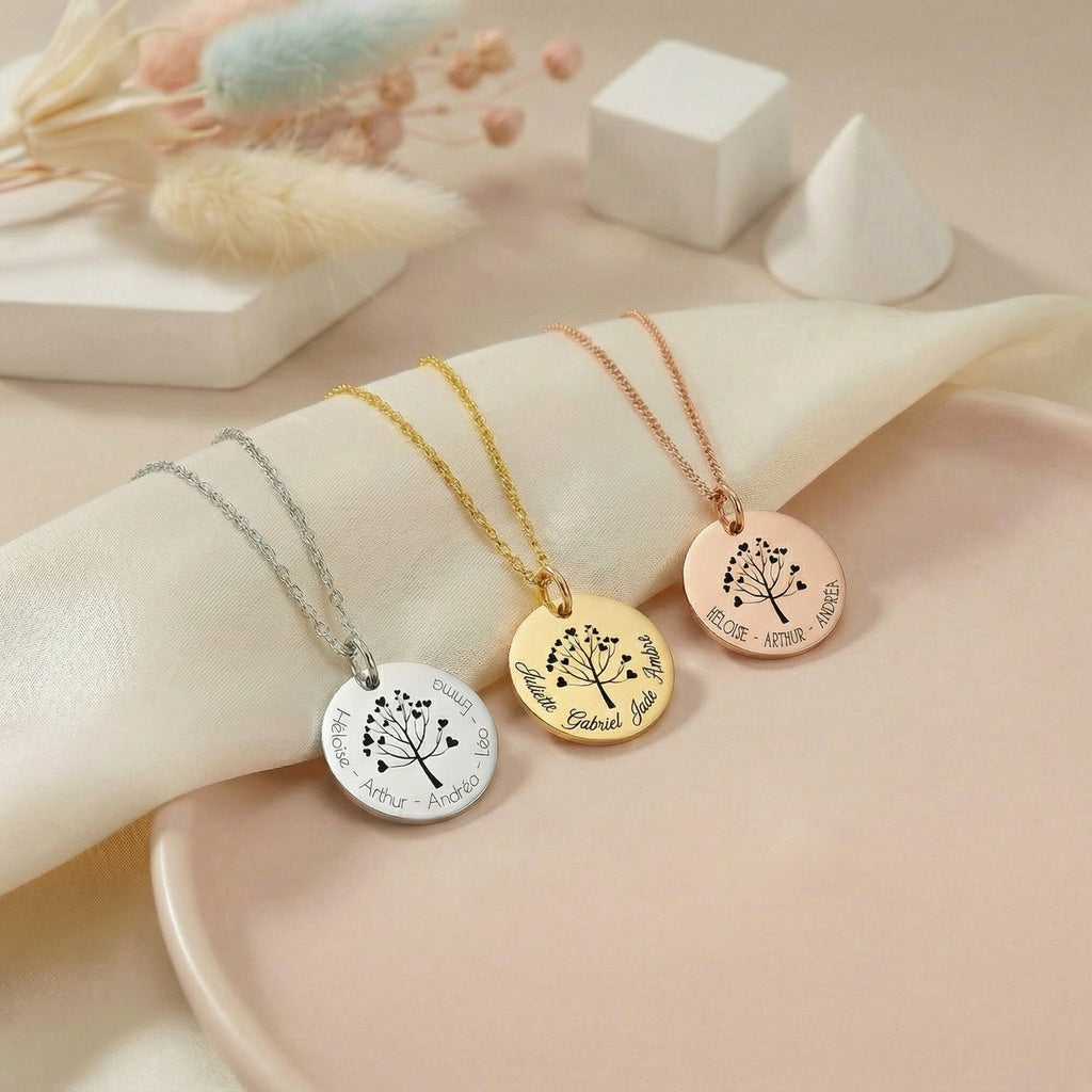 Egyedi gravírozott családfa nyaklánc saját névvel