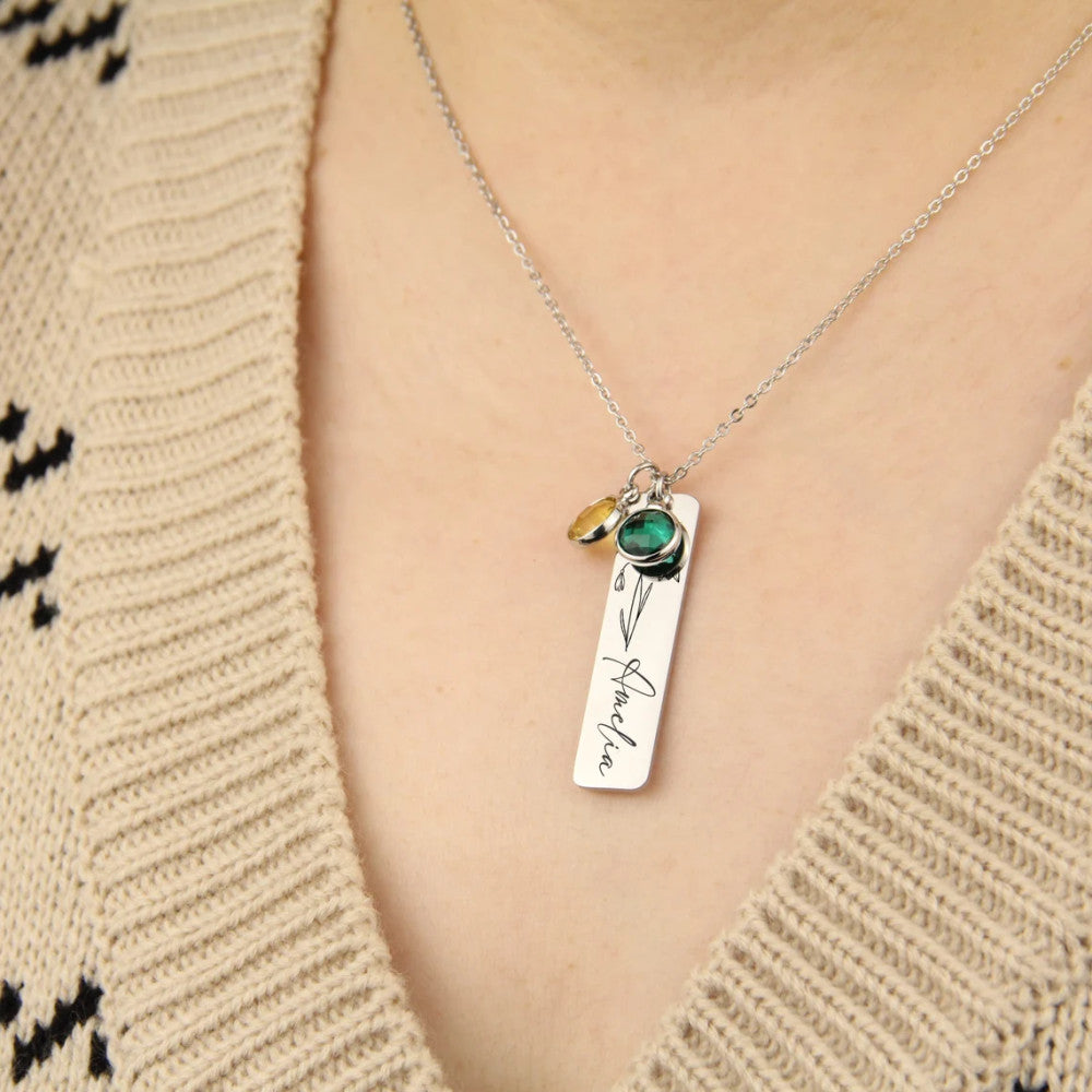 Egyedi gravírozott születési virág nyaklánc saját névvel,születési kővel