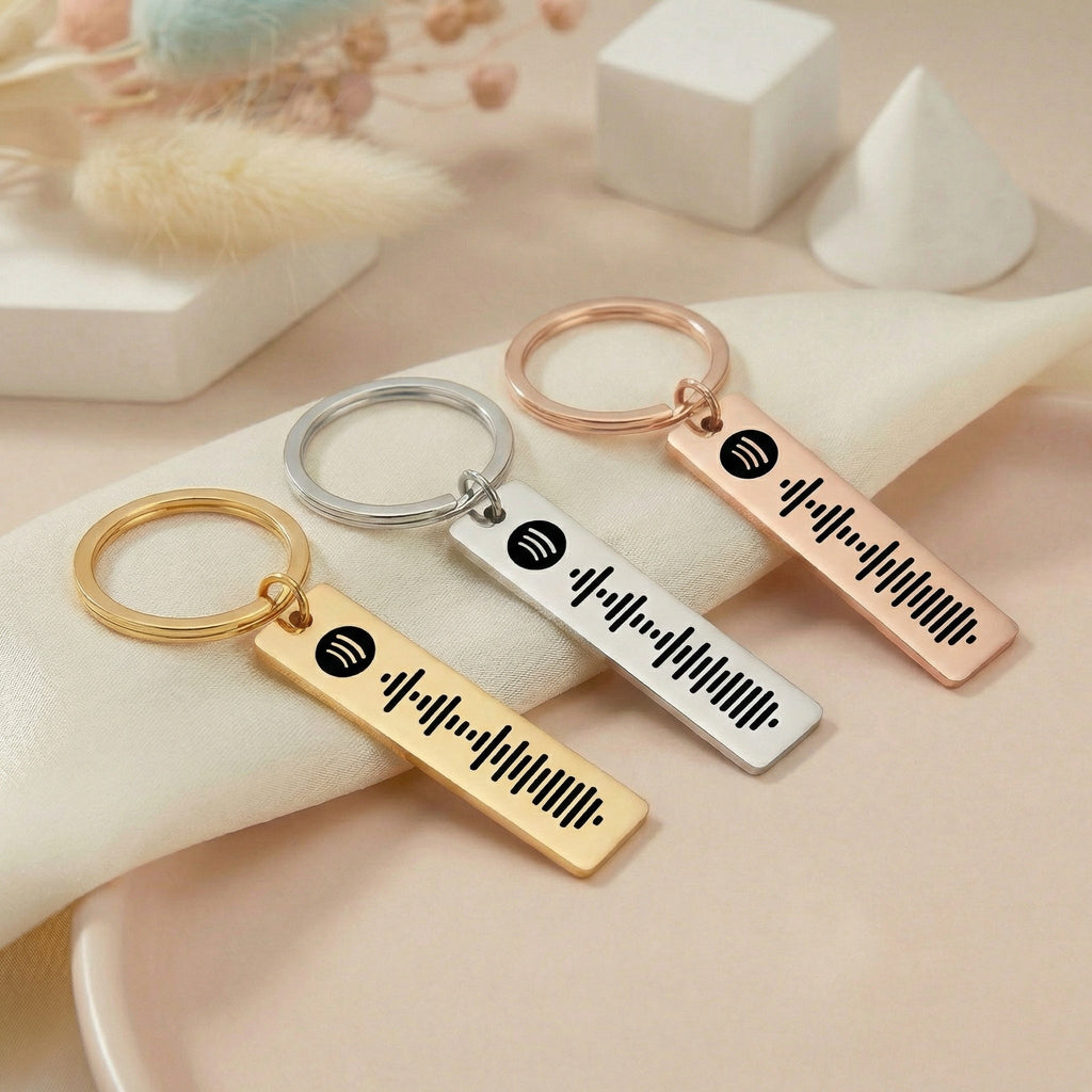 Egyedi gravírozott zenés kulcstartó szkennelhető spotify kóddal