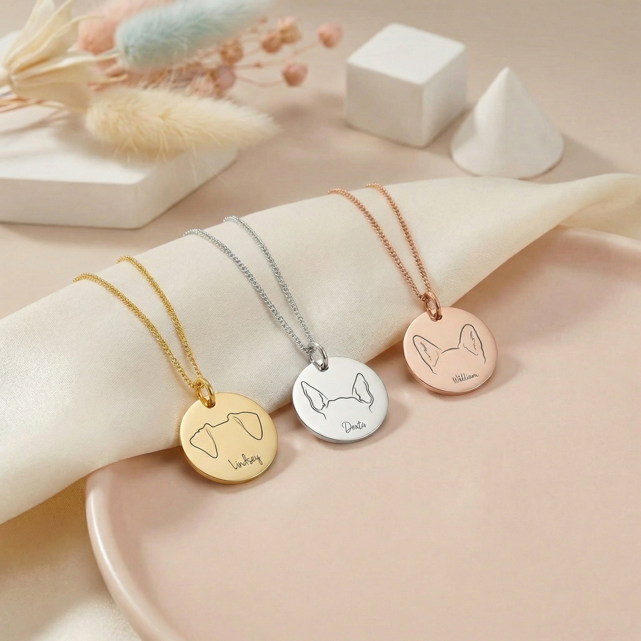 Egyedi gravírozott kutyás nyaklánc saját névvel