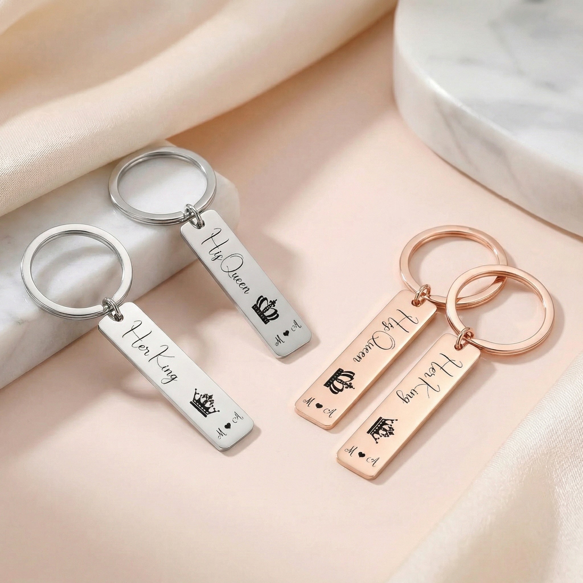 Egyedi gravírozható páros kulcstartó King and Queen