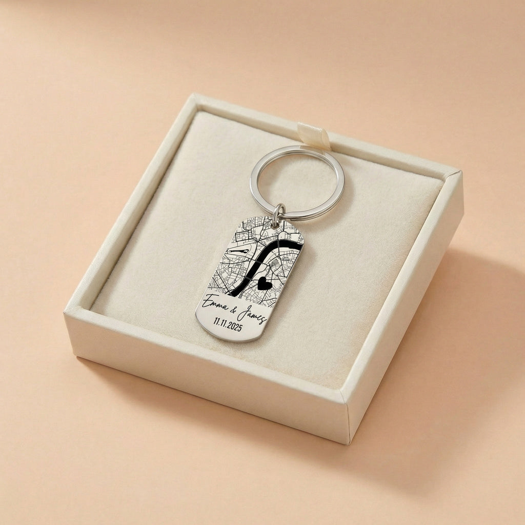 Egyedi gravírozható térkép kulcstartó saját üzenettel,térképpel